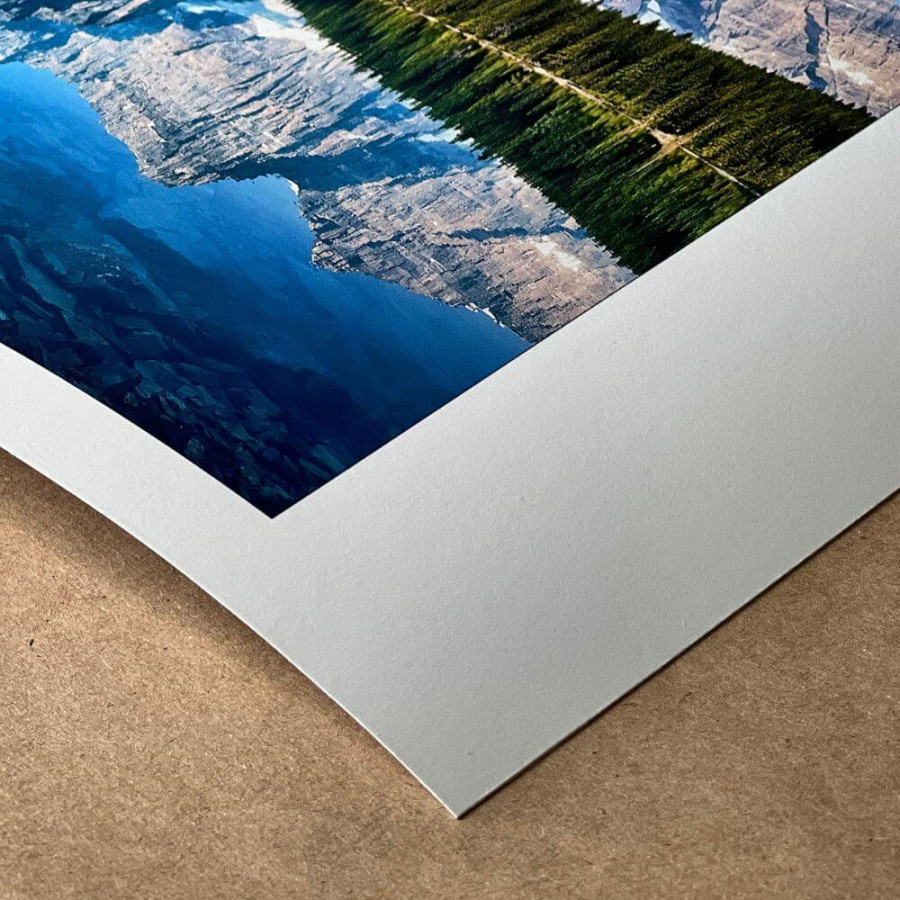 Cetak warna Ukuran A4 (art paper/concorde)