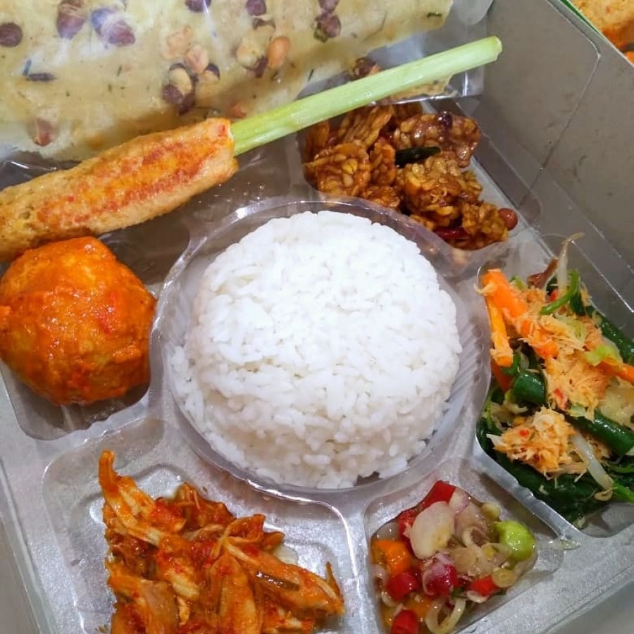NASI CAMPUR BALI + MINERAL BOTOL 220ML - utama