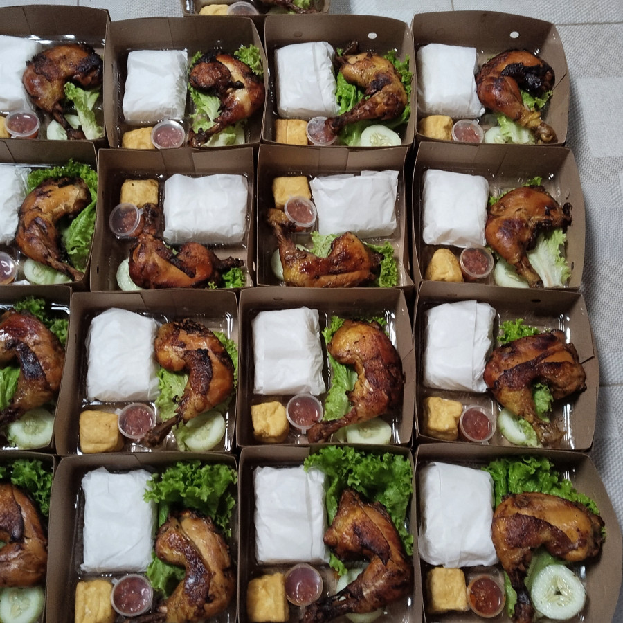 NASI BOX 25R - utama