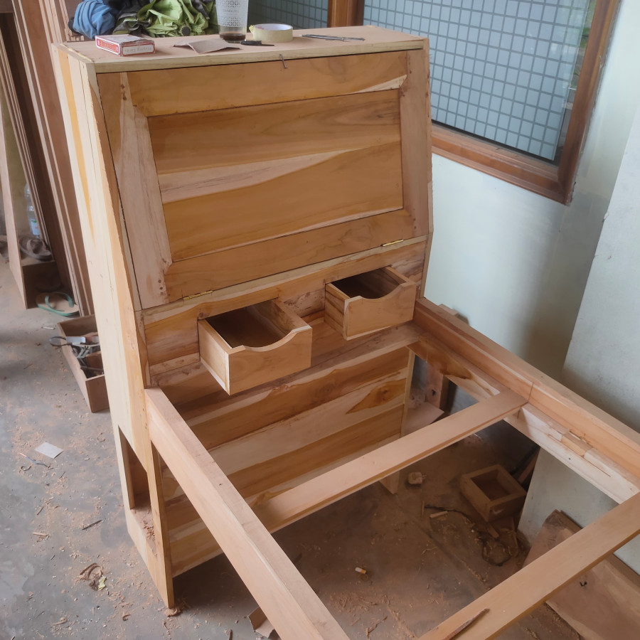 Tempat Tidur (custom) - depan