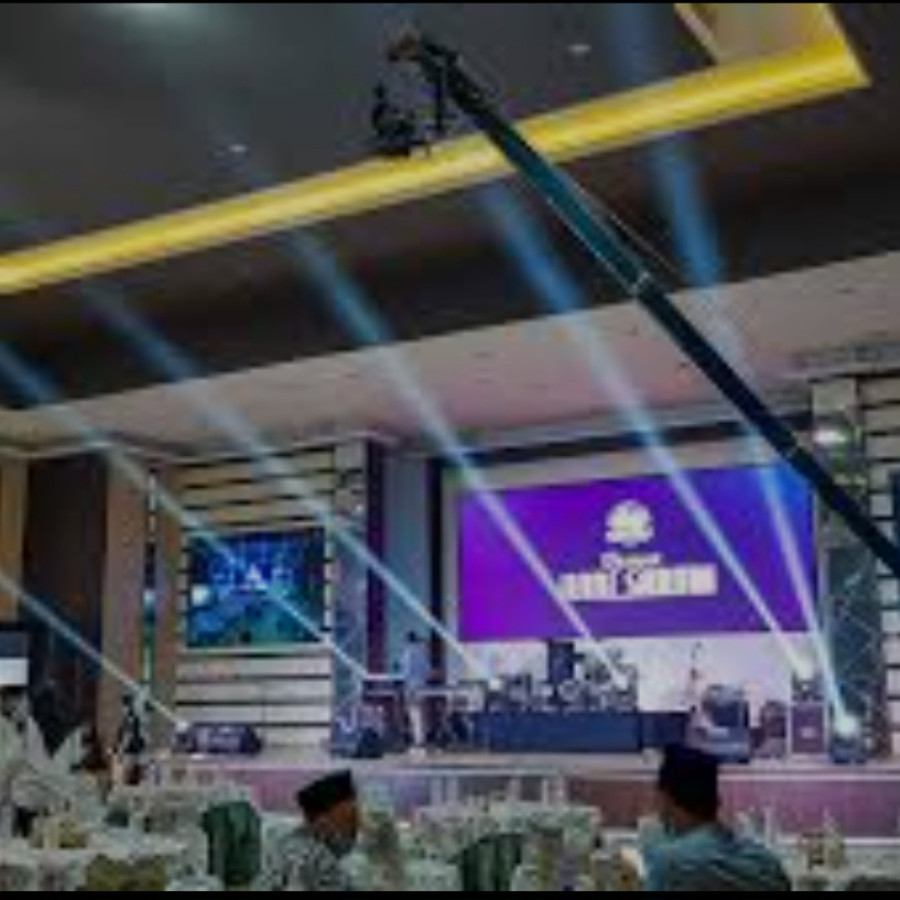 Stage Panggung Utama dan Dekorasi - utama