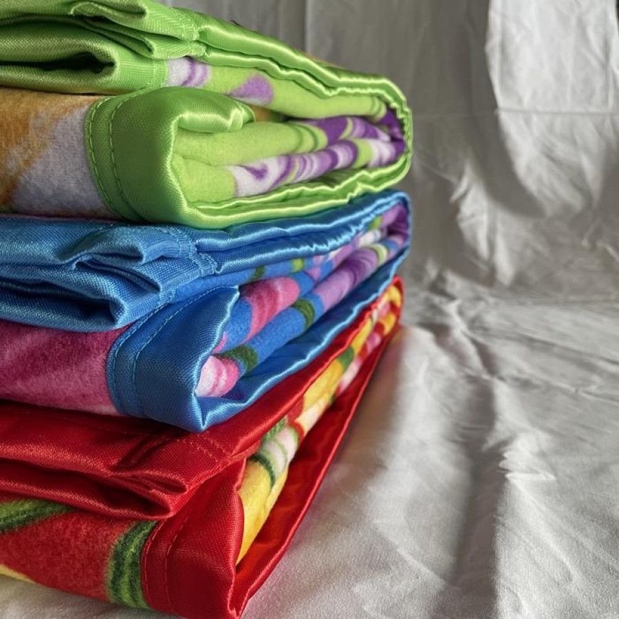 Selimut Motif Bunga - samping