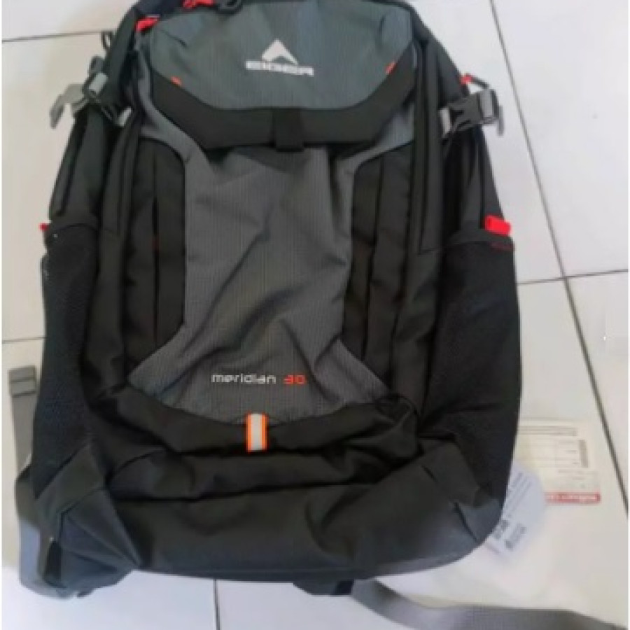 Tas Ransel Eiger kapasitas 20 l - detail