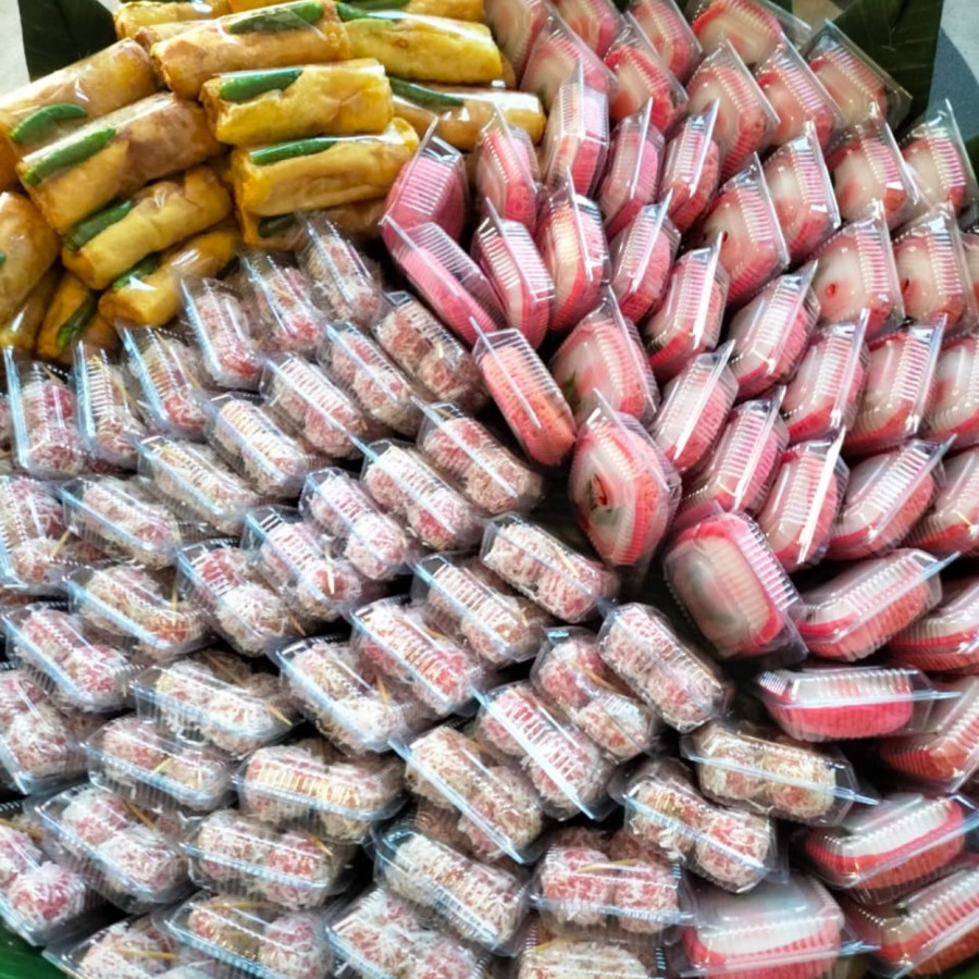Paket Makan dan Snack - depan