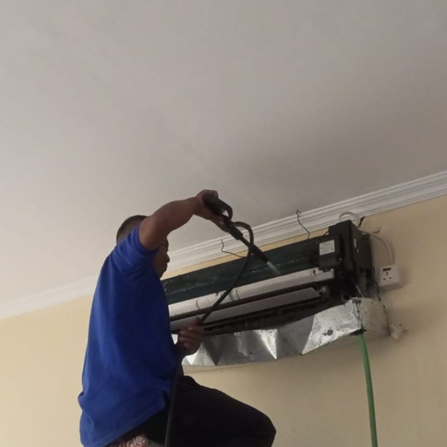 Jasa service satu set AC split 1,5 PK - 2 PK - utama