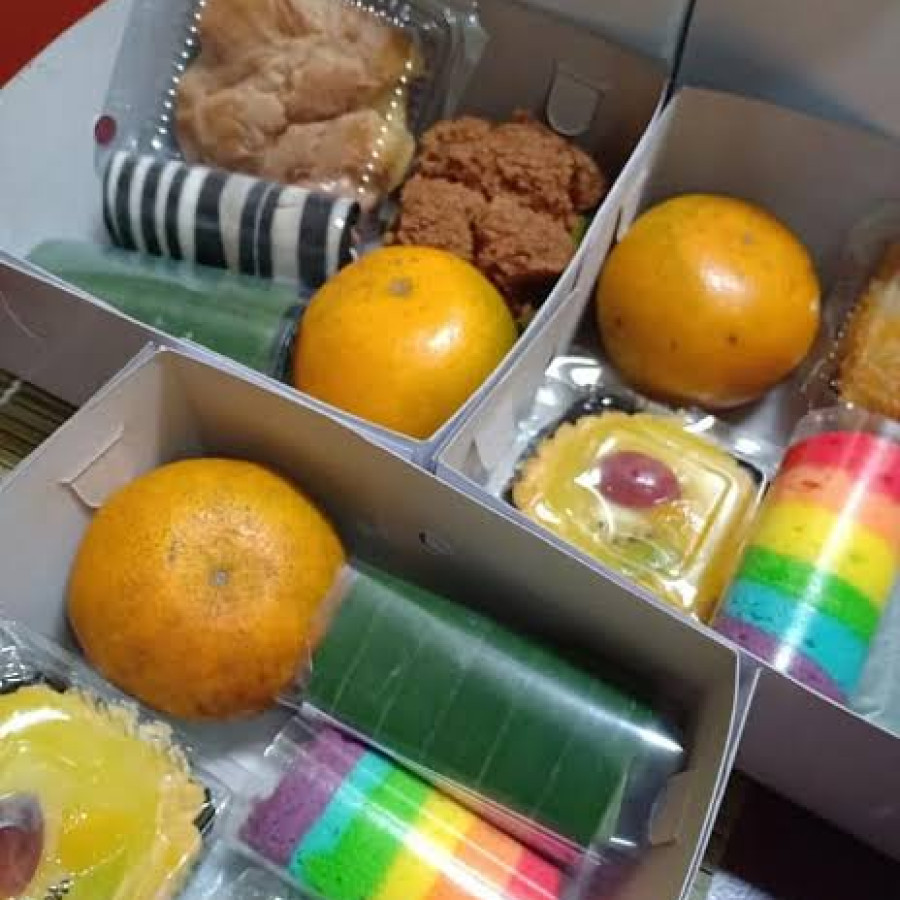 Paket Snack Box - utama
