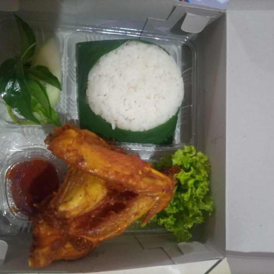 Nasi Ayam Goreng