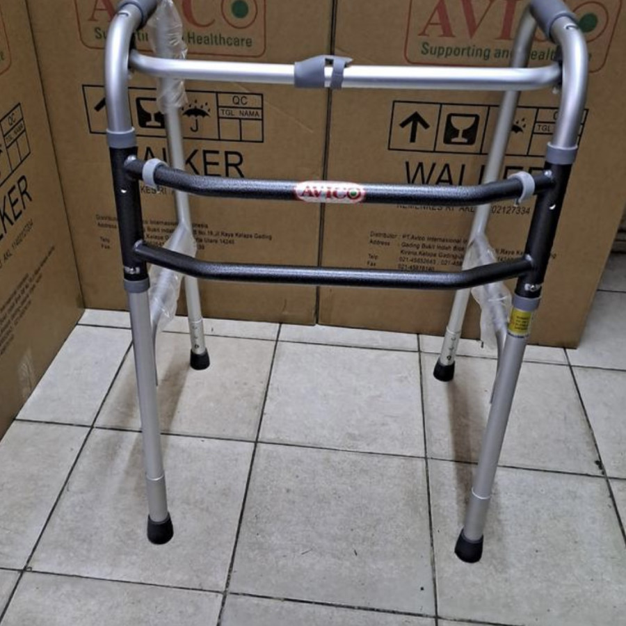 WALKER ALAT BANTU JALAN - depan